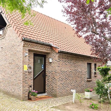 Pieters Huis Kinrooi Exteriör bild