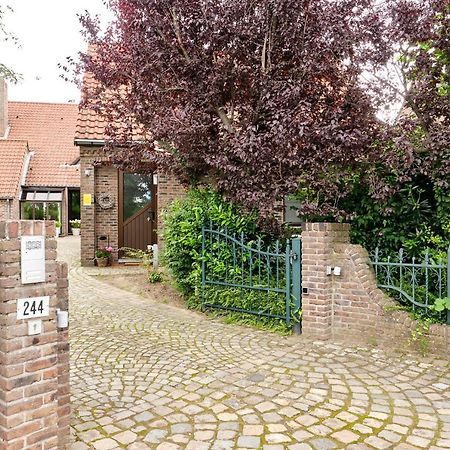 Pieters Huis Kinrooi Exteriör bild